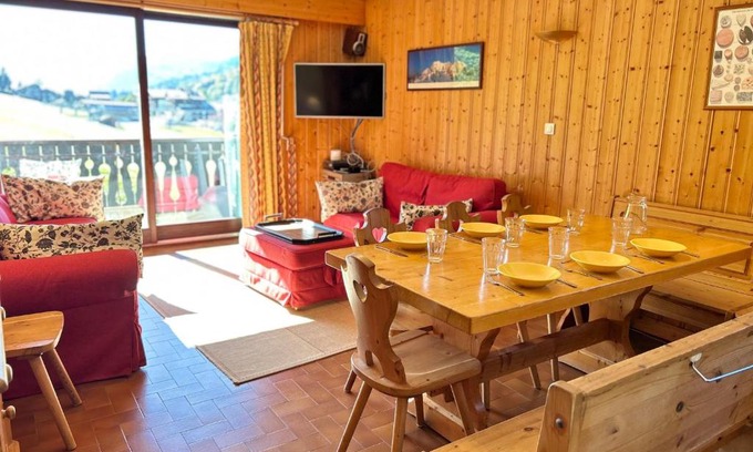 Les Gets Apartment | Spacious Apartment in Les Gets with Balcony Near Ski Slopes
