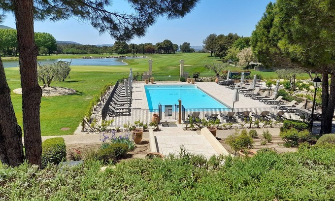 Pont Royal Apartment | Relaxing Stay at Golf Appartement in Pont Royal, Provence