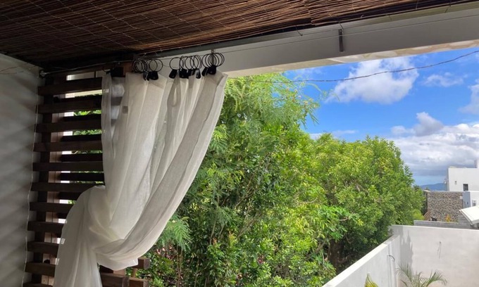 Montvert-les Bas Apartment | Comfortable T1 Apartment Near Grand Anse Beach & Spa