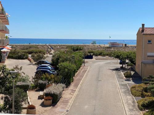 Le Barcares Apartment | Appartement T2, 4 pers, bord de plage, Parking privé, Lave-linge - FR-1-81-274
