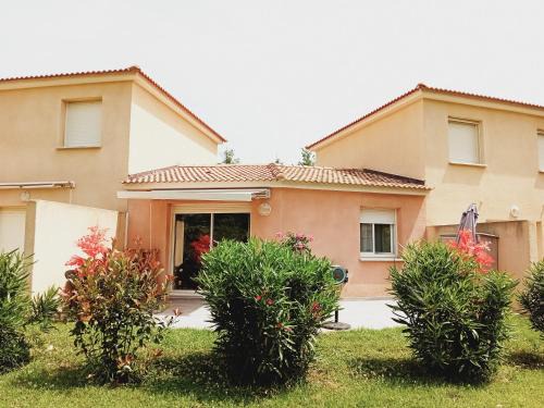 Moriani-Plage Apartment | Beachside Appartement T2 with Pools - Guest Rated 9.5/10