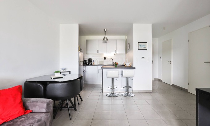 Biarritz Apartment | Serene T2 Apartment in a Peaceful Residence - Rated 10/10