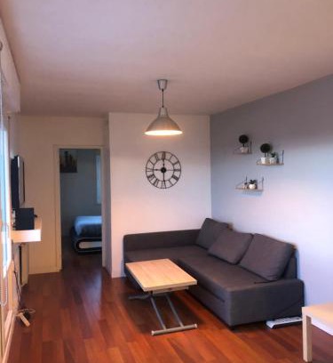 Sartrouville Apartment | Comfortable T2 Apartment Near RER with Pet-Friendly Perks