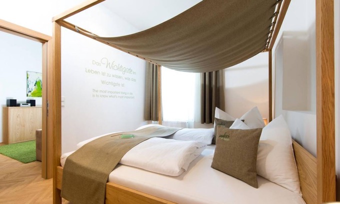 Tieschen Apartment | Discover Appartement TAU - Family-Friendly Vulkanland Retreat