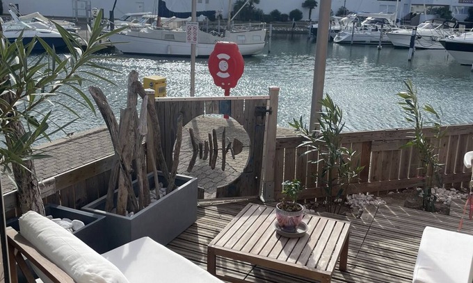 Saint-Cyprien Plage Apartment | Relaxing Apartment with Terrace on Saint-Cyprien Marina