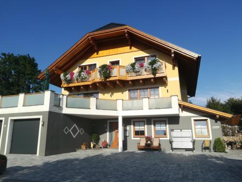 Aich Apartment | Pet-Friendly Appartement Therese: Guest Rated 9.6/10