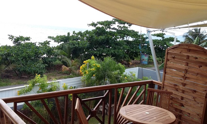 Rifflet Hotel | Top-Rated Appartement Tortue Kawane with Ocean View & Pool
