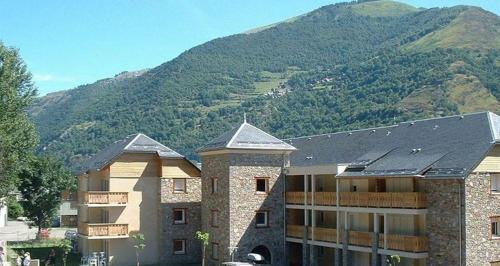 Bagneres-de-Luchon Apartment | Welcoming Apartment in Beautiful Residence with Pool Access
