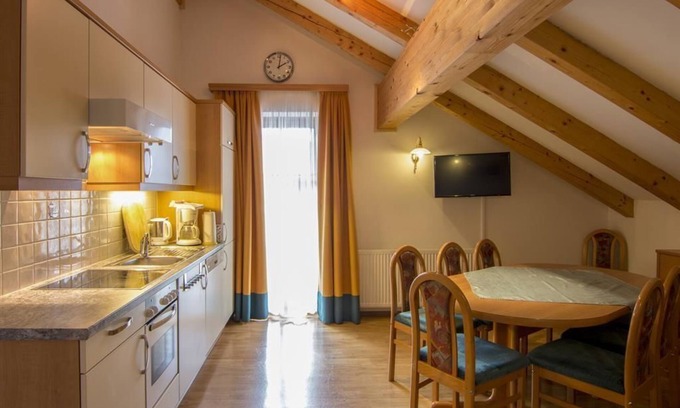 Radstadt Apartment | Family-Friendly Appartement "typ 3" - Rated 9.8/10!