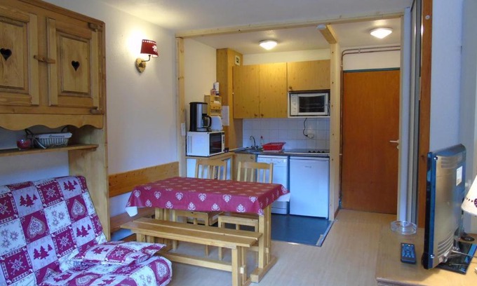 Valfrejus Apartment | Comfortable Appartement Valfréjus: Ski In, Relax Out