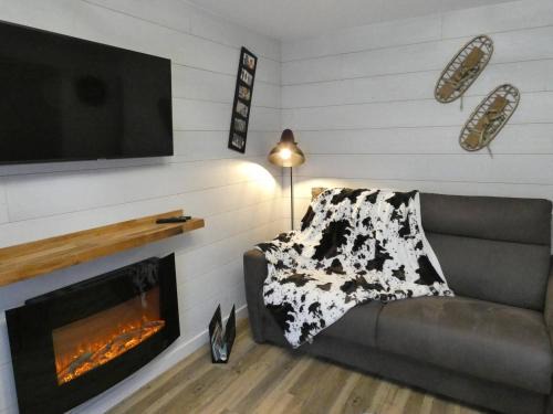 Vignec Apartment | Family-Friendly Appartement Vignec for Memorable Stays