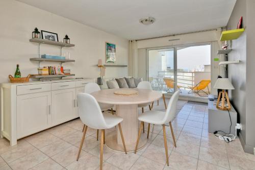Pornichet Apartment | Oceanfront Apartment with Gorgeous Sea Views - 10/10 Rating