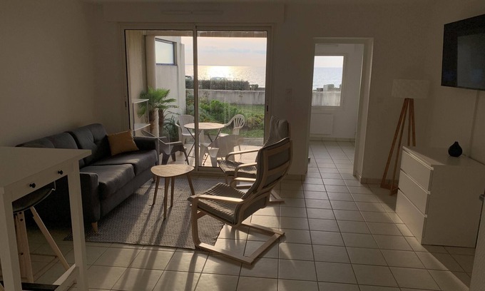 Pentrez House | Seaside Apartment with Pet-Friendly Amenities & Great Reviews