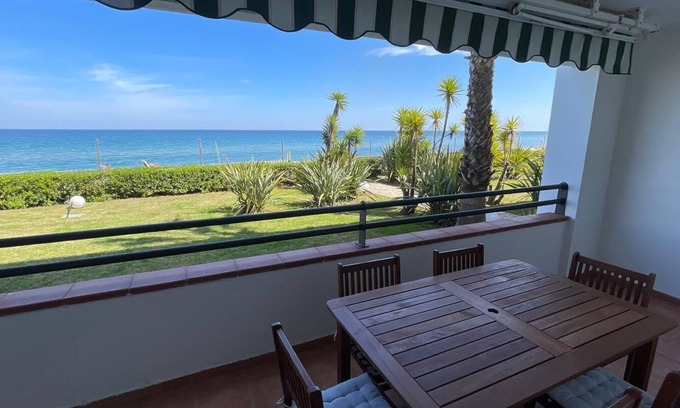 Moriani-Plage Apartment | Ocean View Apartment with Pool in Premiere Residence