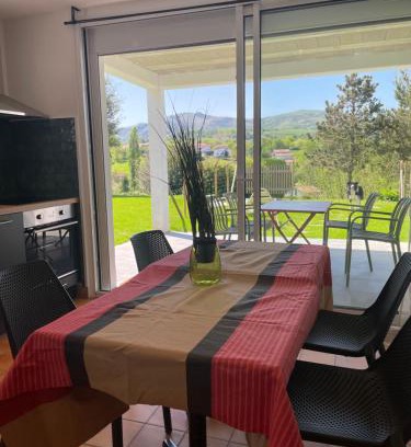 Espelette Apartment | Cozy Mountain View Apartment with Family and Pet Amenities