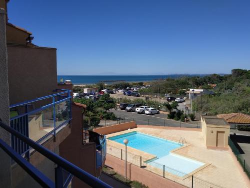 Vias Apartment | Oceanfront Apartment with Pool and Beach Access