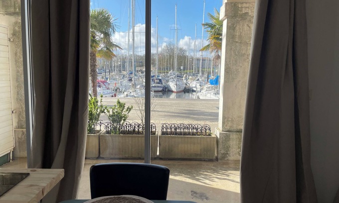 Rochefort Apartment | Beautiful Apartment with Port Views - Rated 10/10 by Guests
