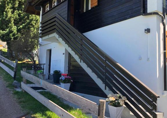 Graechen Apartment | Inviting Appartement Waidmannsheil with Scenic Views