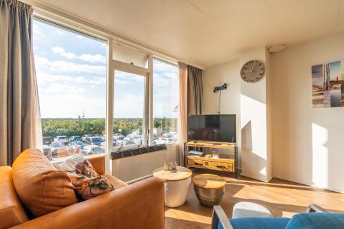 De Koog Apartment | Oceanfront Appartementencomplex Juliana 122 - Pet Friendly
