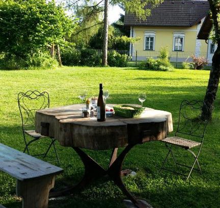 Goestling an der Ybbs Apartment | Top-Rated Appartements Maximilian with Family-Friendly Amenities