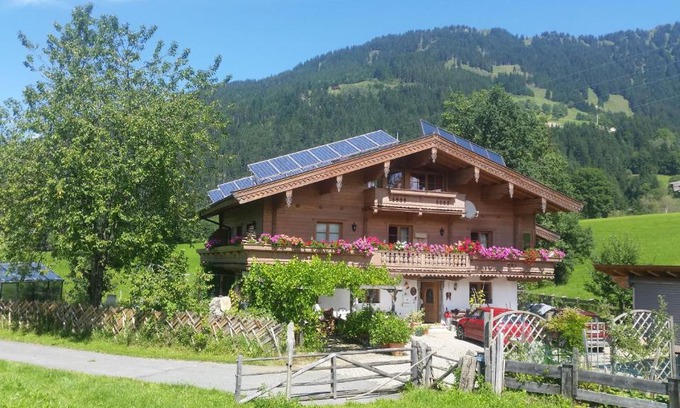 Kitzbuehel Apartment | Family-Friendly Appartements Berger Kitzbühel - Rated 8.5/10