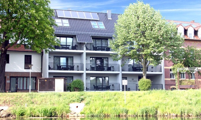Lubben Apartment | Exceptional Apartment in Lübben with Balcony & Breakfast