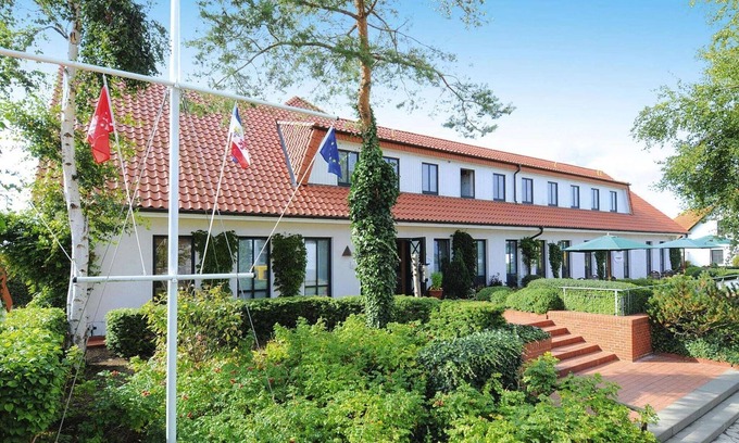 Vitte Apartment | Pet-Friendly Apartments Post Hiddensee with Spa & Breakfast