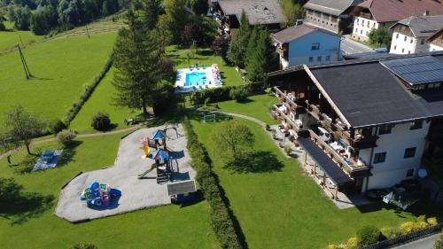 Gundersheim Apartment | Pet-Friendly Appartements Rosenstockl with Ocean Views