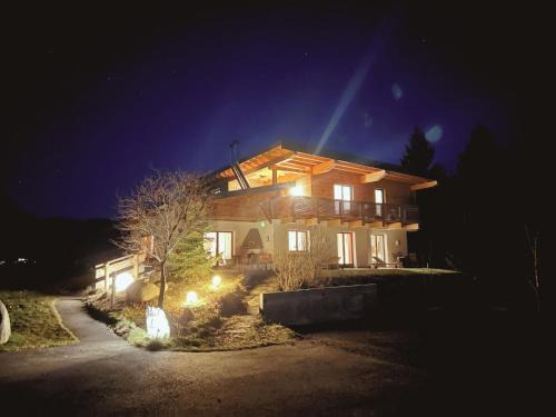 Reith bei Kitzbuehel Apartment | Family-Friendly Appartements Skida - 4-Star Comfort Awaits