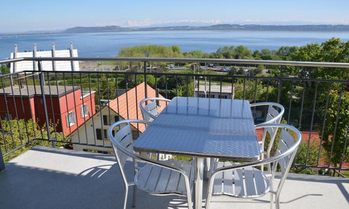 Neuchatel Apartment | Oceanfront Appartements Vacances Saars 33 with High Ratings