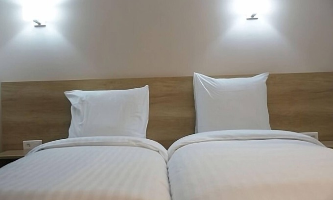 Bougival Apartment | Modern AppartHôtel7.Sensation with Family-Friendly Amenities