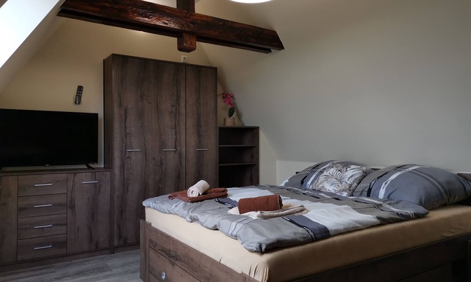Senftenberg House | Modern Apartment 6 at Seenland-oase Reppist Awaits You