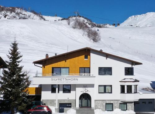 Wirl Apartment | Family-Friendly Retreat at Appartment Silvrettahorn