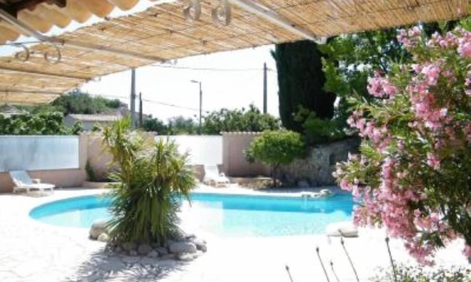 La Farlede House | Relaxing Retreat with Pool, Garden & Exceptional 9.8 Rating