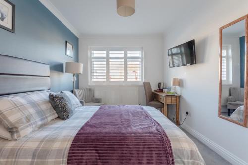 Queensbury House | Child-Friendly Retreat at Apple House Wembley - 9.6/10 Rated