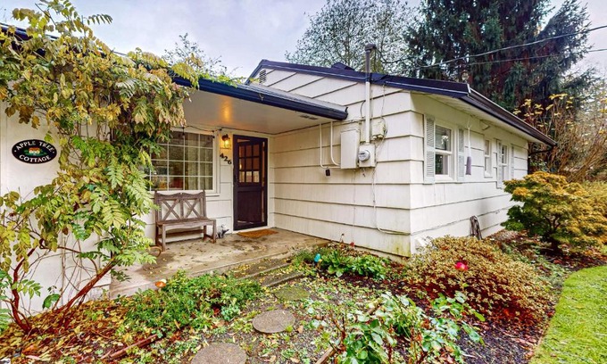 Bainbridge Island House | Apple Tree Cottage
