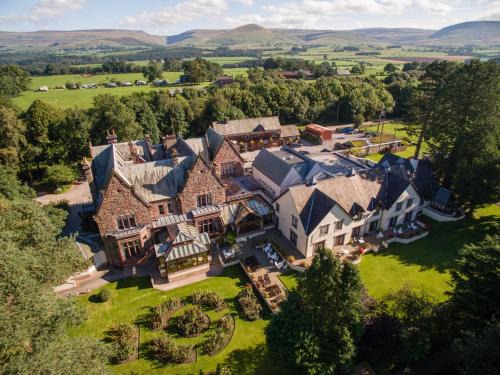 Appleby-in-Westmorland Hotel | Relax at Appleby Manor Hotel & Garden Spa with Ocean Views