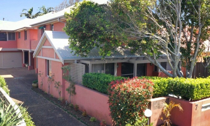North Avoca Apartment | Applecross: Ideal Weekend Escape with Oceanfront Views