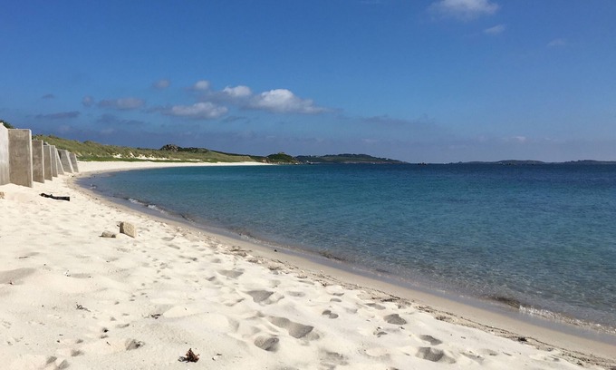 Isles of Scilly Bed & Breakfast | Top-Rated Appletree with Delightful Breakfast Included