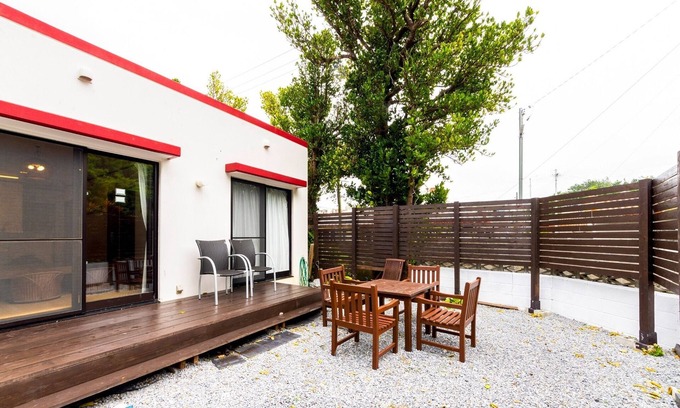 Tancha House | Steps from Tancha Beach: Family-Friendly Getaway in Okinawa