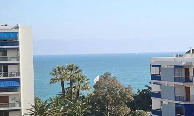 Cros-de-Cagnes Apartment | Oceanfront Apartment with Spectacular Sea View in Cagnes