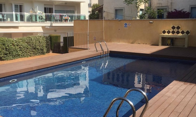 Platja d'Aro Apartment | Prime APPT COSTA BRAVA PLAYA D'ARO: Steps to Beach & Pool