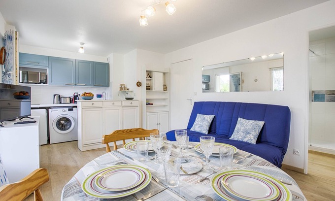 Cabourg Apartment | Cozy T3 Apartment with Direct Beach Access & Great Amenities