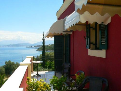 Apraos Bed & Breakfast | Unforgettable Stay at Apraos Bay Hotel, Kalamaki Beach