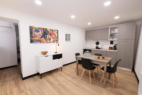 Monreale Apartment | Family-Friendly aprimaManu Apartment for Memorable Stays