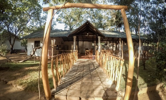 Kimbissa Hotel | Budget-Friendly Apsaras Resort Sigiriya with Family Amenities