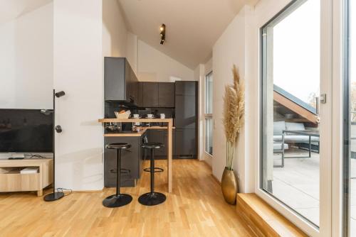 Eggenberg Apartment | Modern APSTAY Serviced Apartments with Self Check-in