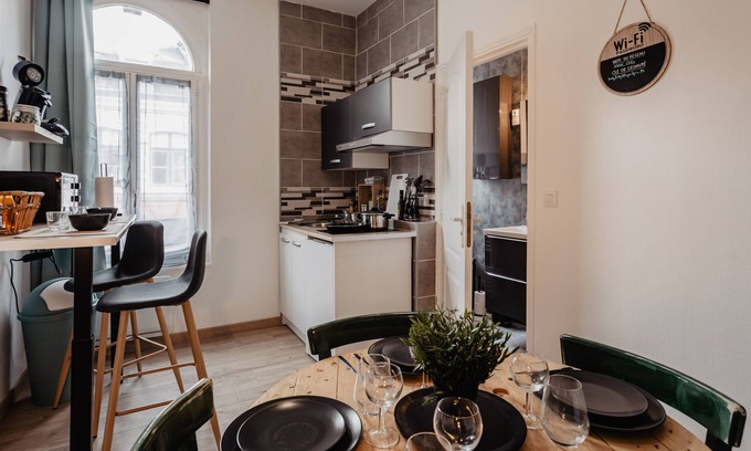 Valenciennes Apartment | Apt 102-Apartment-Ensuite with Shower