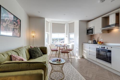 Scarborough Apartment | Oceanfront Retreat at Apt 3 North Marine Villa