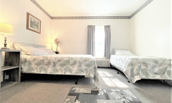 Paulding Apartment | Cozy Room 4 at Bittersweet Inn with Kitchen Amenities
